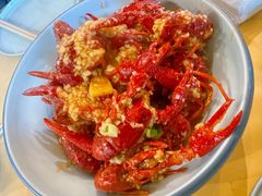金牌蒜香小龙虾-小田油焖小龙虾(双井店)