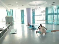 -Isee灰姑娘(鸿坤广场店)