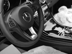 -上海星瀚奔驰4S店(红柳路店)