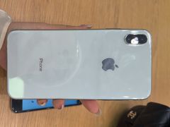 -Apple零售店(华贸购物中心店)