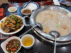 -老来福·非遗酸汤兔(凯旋路店)