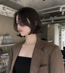 -十六番发型师事务所