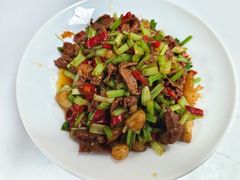 -亚伟瓦罐面美食城(淇县总店)