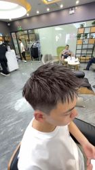 -藤野造型烫染·漂发