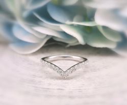 -威德钻石-克拉钻大本营(南京东路店)