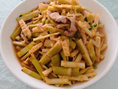 -天乐农家鱼头王(天目湖店)