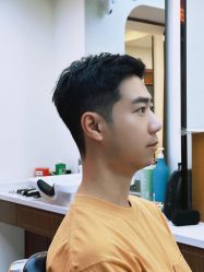 -理昂男士理发店 Barber shop