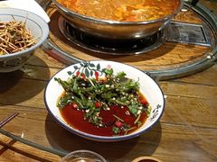 -亮欢寨酸汤鱼(沙冲路店)