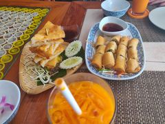 -卷心菜和避孕套餐厅(Pattaya)
