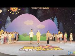 -蓝话筒·少儿成人演讲口才·主持朗诵·戏剧表演(大华第一坊店)