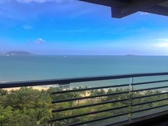 -三亚湾海居铂尔曼度假酒店