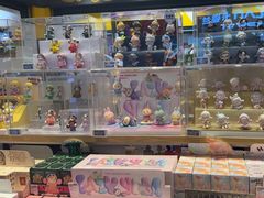 -泡泡玛特POPMART(大卫城店)