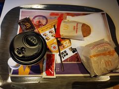 -麦当劳(华宁弘基生活中心店)