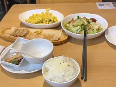 -关东小磨东北菜(上海长风大悦城店)