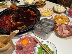 -卤校长老火锅(杨家坪直营店)