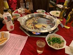 -山城年华老火锅(玉林店)