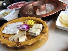 -滇釜火锅·能喝汤的火锅(车公庄店)