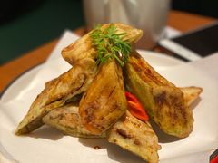 招积茄子-小炳胜(卓悦中心店)