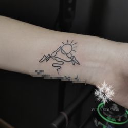 -SNOW TATTOO STUDIO