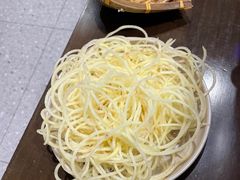 -老房老舍重庆火锅(假日城市店)