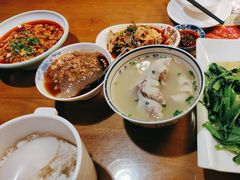 -易老妈蹄花.特色川菜(人民公园总店)