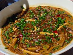 沙蒜烧豆面-新荣记(BFC外滩金融中心店)
