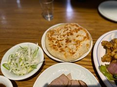 -李连贵酒家熏肉大饼(昆明街店)