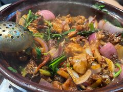 -胡须佬鸡煲四季火锅(海雅缤纷城店)