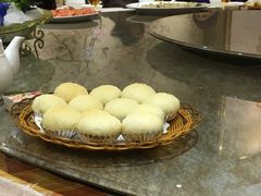 -东豪园林海鲜酒家(南港路辅路店)