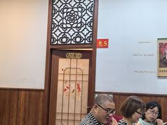 -红灯笼龙凤饭店(宁波老字号店)