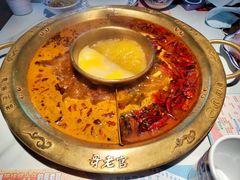 -哥老官重庆美蛙鱼头(日月光店)