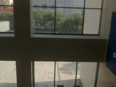 -浦东市民中心-停车场