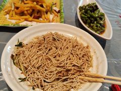 -肥肥虾庄·金牌油焖大虾(杨园滨江时代walk店)