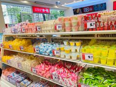 -赵一鸣零食(佛山九江镇信基广场店)