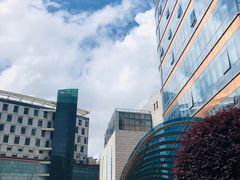 场地-百联南桥购物中心-停车场