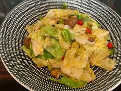 干锅手撕牛心菜-运·中餐厅(成都华尔道夫酒店)