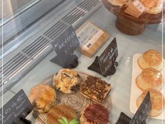 -SKROLL卡特司库·蛋糕定制·生吐司·司康(古北程家桥店)