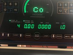 -英特健身俱乐部