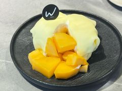 -W COLLECTIVE  DESSERT SHOP