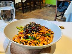 大理永平黄焖鸡配油煎面-泓0871臻选云南菜·味庄