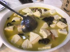 -上海阿潘舟山海鲜店(东宝兴路店)