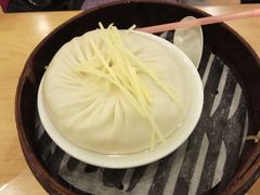 蚧黄大汤包-龙咆汤包·手工现包小笼(拱北口岸店)