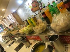 -百品聚旋转火锅(万德庄店)
