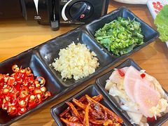 -小椒羊.羊肉粉 龙虾 羊肉串(新地旗舰店)