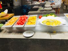 自助取餐区-武汉世茂希尔顿酒店·汇·全日餐厅