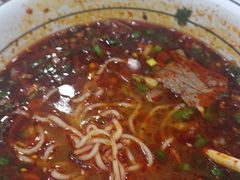 -伊穆祥牛肉面总店·清真