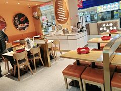 -红渡小香·牛肉麻辣香锅(车站南路店)