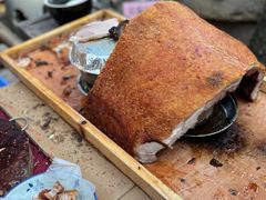 脆口烧肉-园林美食城·本土农家菜(杨和镇店)