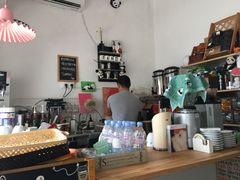 -熊猫一间店欧式奶茶铺