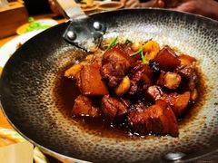 湘西黑猪红烧肉-吃饭皇帝大(长宁龙之梦店)